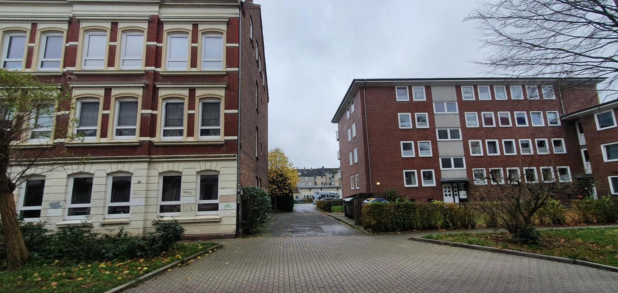 Modernes Apartment Mit 2 Schlafzimmern Und Privatparkplatz Nahe Innenstadt Neumünster Eksteriør billede